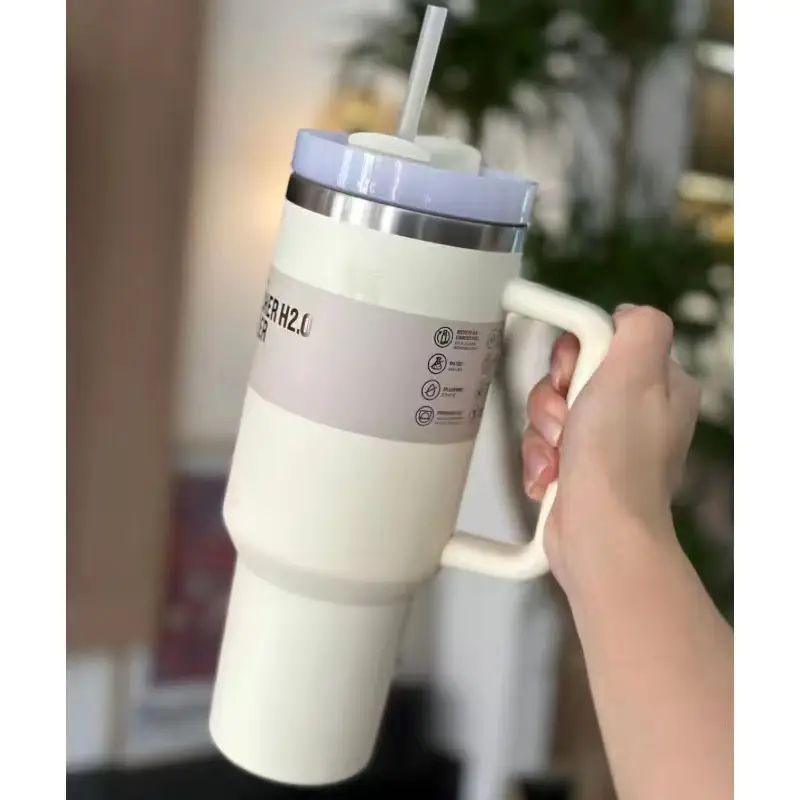 Copo Stanley 1,18L (Isolador Térmico)