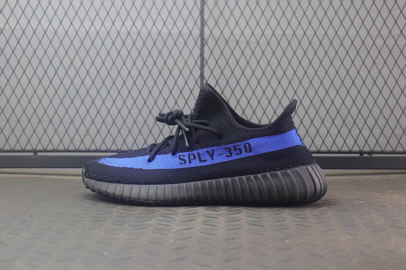 Yeezy 350 V2 “Dazzling Blue”